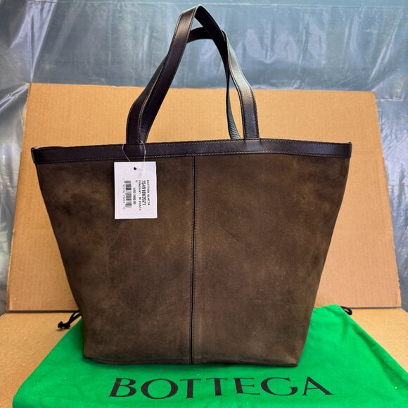 Bottega Veneta Medium Flip Flap Suede Tote Bag - Fondant - Picture 7 of 10